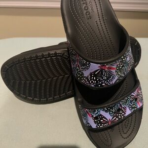 Crocs Iconic Butterfly Slides